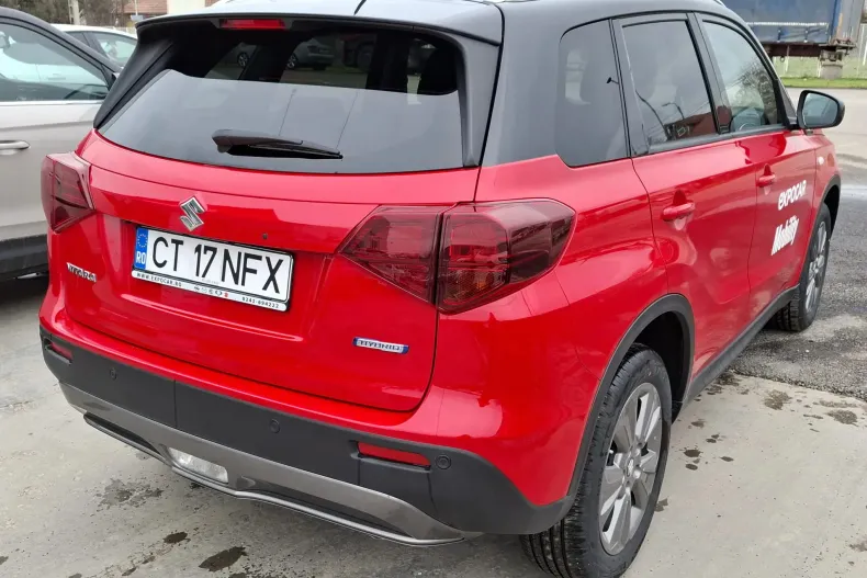 Suzuki Vitara din 2024 cu 11 km - oferta SUZ250172 - foto 4