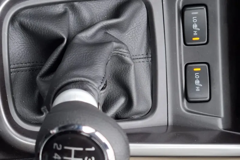 Suzuki Vitara din 2024 cu 11 km - oferta SUZ250172 - foto 22