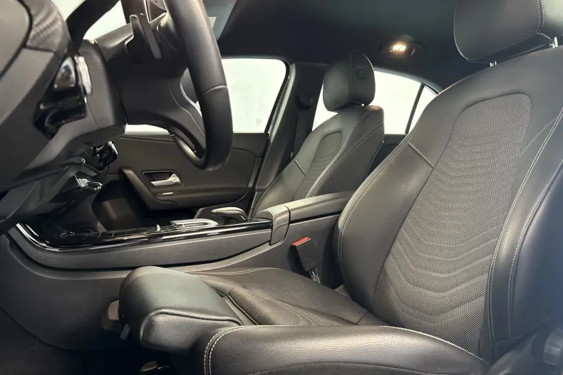 Mercedes-Benz A 180 (Clasa A) din 2021 cu 132.756 km - oferta MER250179 - foto 10