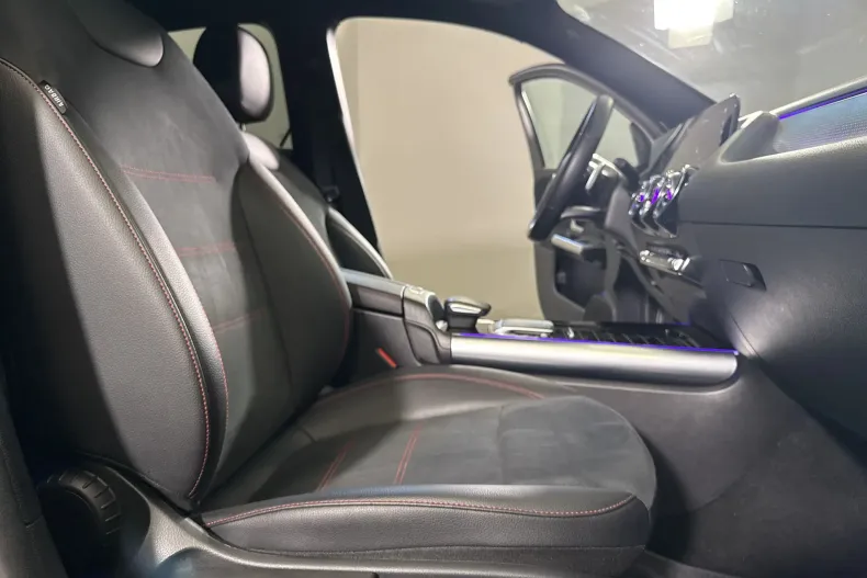 Mercedes-Benz EQA (Clasa GLA) din 2022 cu 61.309 km - oferta MER250185 - foto 11