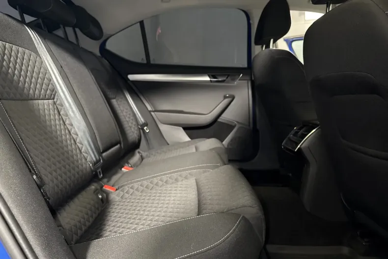 Skoda Superb din 2022 cu 119.707 km - oferta SKO250186 - foto 12