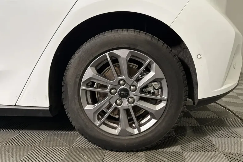 Ford Focus din 2023 cu 34.258 km - oferta FOR250194 - foto 13