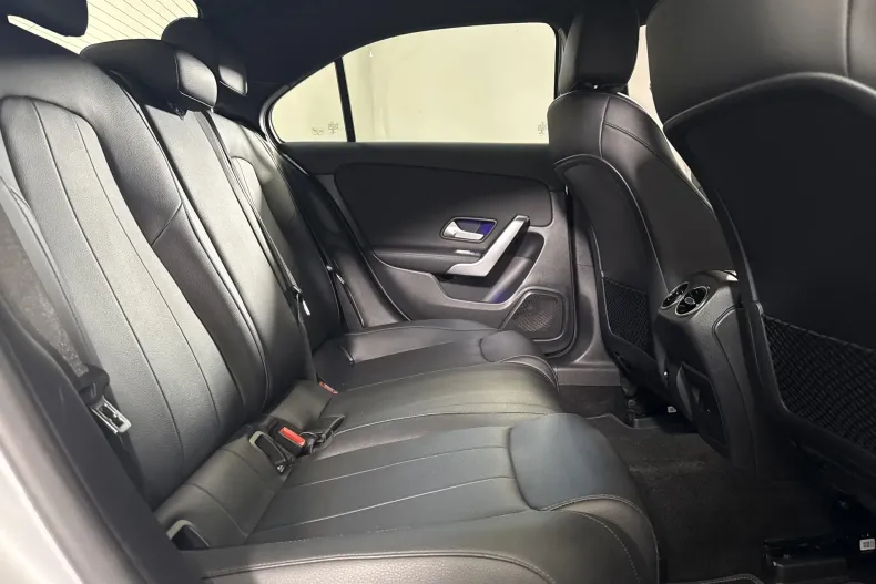 Mercedes-Benz A 250 (Clasa A) din 2021 cu 38.959 km - oferta MER250199 - foto 12