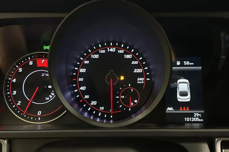 Hyundai Elantra din 2021 cu 101.205 km - oferta HYU250205 - foto 10