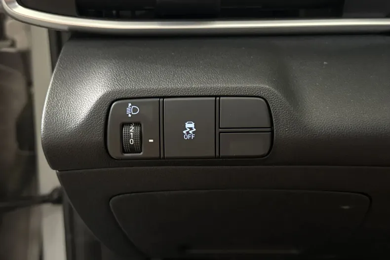 Hyundai Elantra din 2021 cu 101.205 km - oferta HYU250205 - foto 14