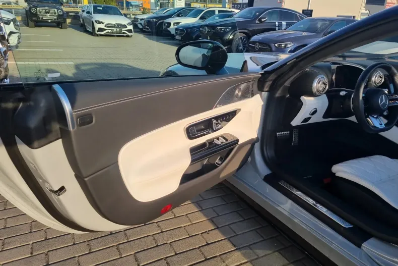 Mercedes-Benz SL 55 AMG (Clasa SL) din 2024 cu 15.700 km - oferta MER250211 - foto 29