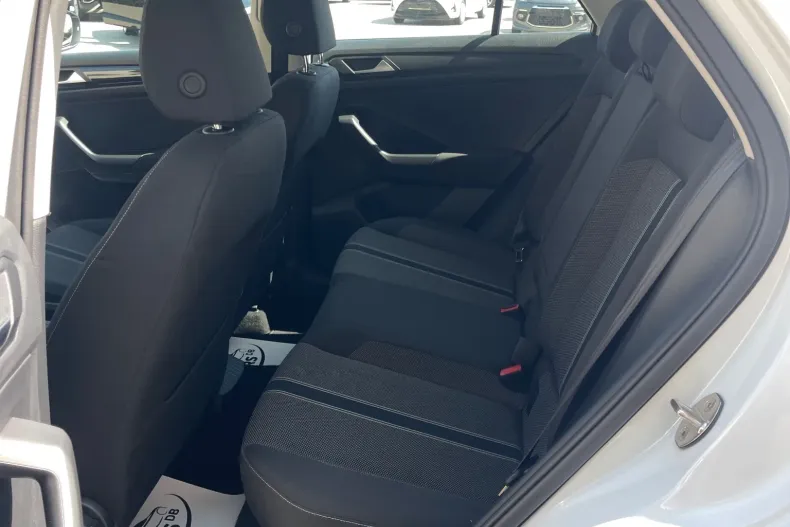 Volkswagen T-Roc din 2020 cu 163.000 km - oferta VOL250217 - foto 27