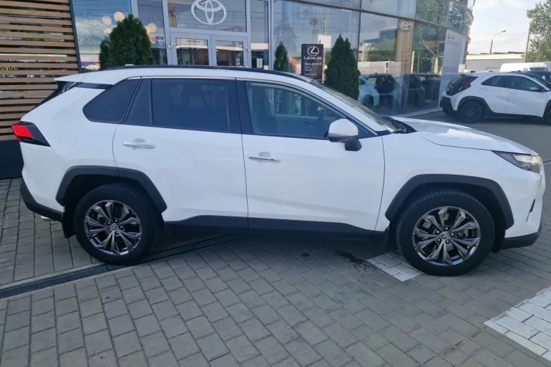 Toyota RAV4 din 2023 cu 117.246 km - oferta TOY250221 - foto 4