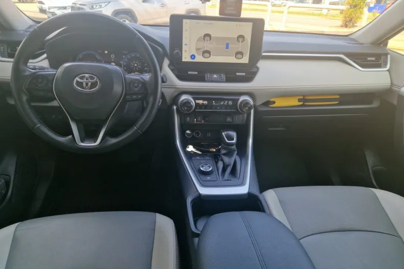 Toyota RAV4 din 2023 cu 117.246 km - oferta TOY250221 - foto 12