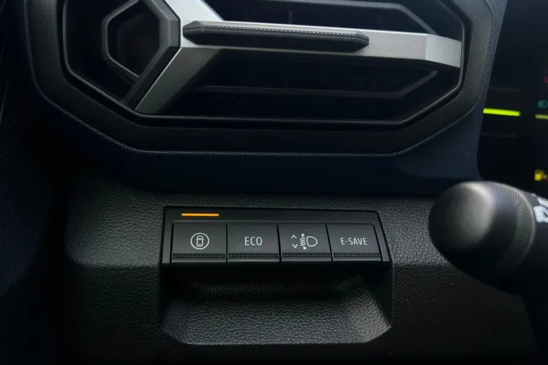 Dacia Duster din 2025 cu 18.187 km - oferta DAC250227 - foto 14