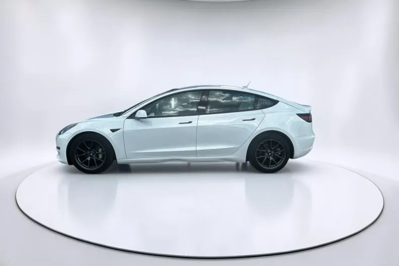 Tesla Model 3 din 2021 cu 99.000 km - oferta TES250234 - foto 9