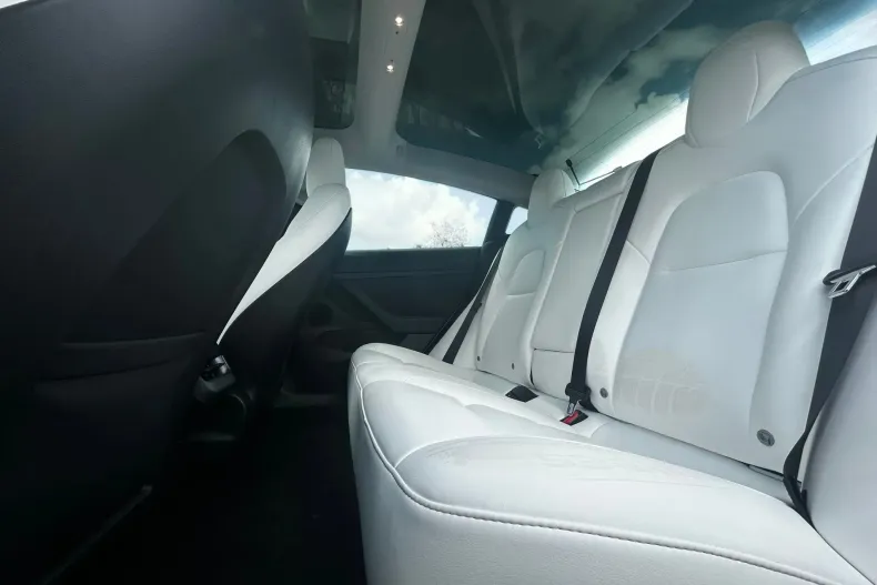 Tesla Model 3 din 2021 cu 99.000 km - oferta TES250234 - foto 14