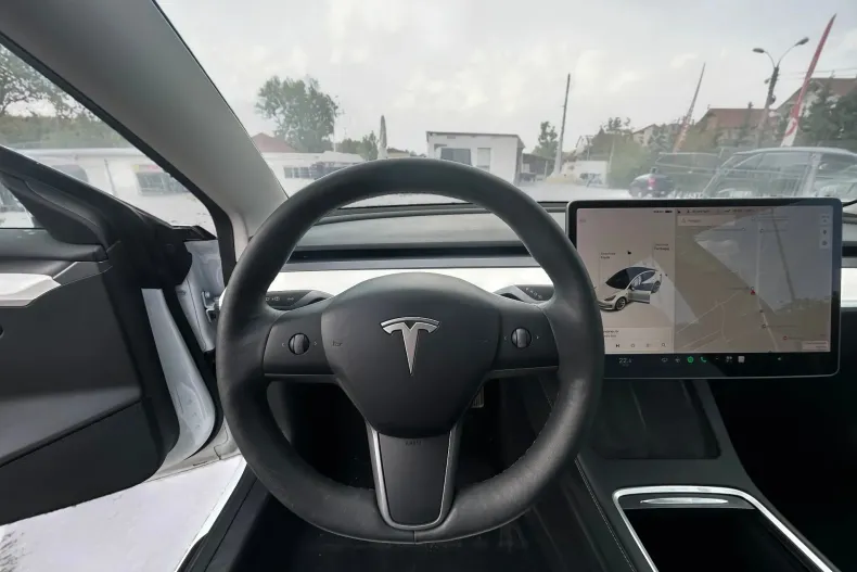 Tesla Model 3 din 2021 cu 99.000 km - oferta TES250234 - foto 19