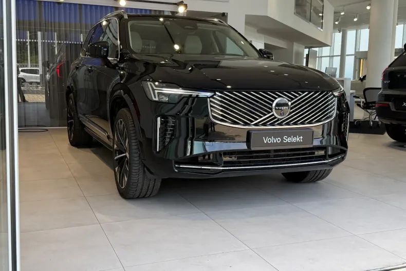Volvo XC90 din 2025 cu 32.600 km - oferta VOL250239 - foto 3
