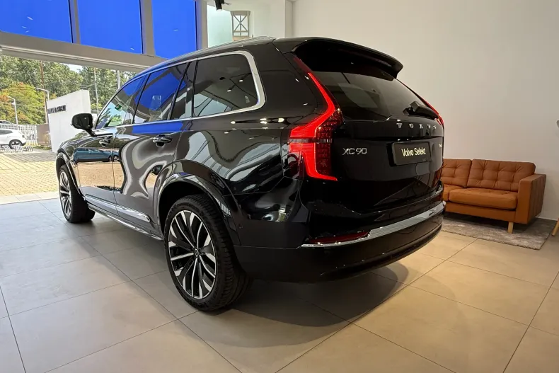 Volvo XC90 din 2025 cu 32.600 km - oferta VOL250239 - foto 5