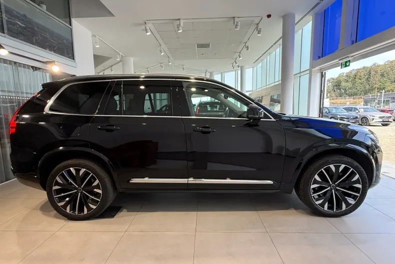 Volvo XC90 din 2025 cu 32.600 km - oferta VOL250239 - foto 7