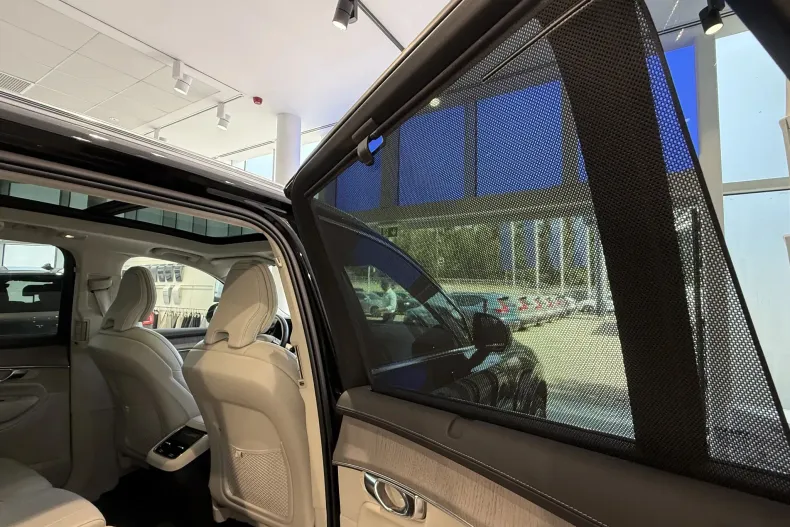 Volvo XC90 din 2025 cu 32.600 km - oferta VOL250239 - foto 24