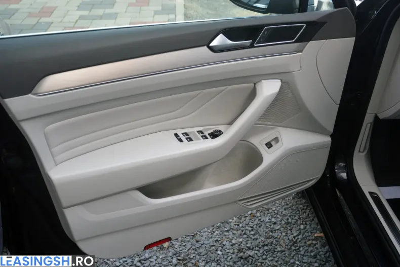 Volkswagen Passat din 2021 cu 173.914 km - oferta VOL250252 - foto 18