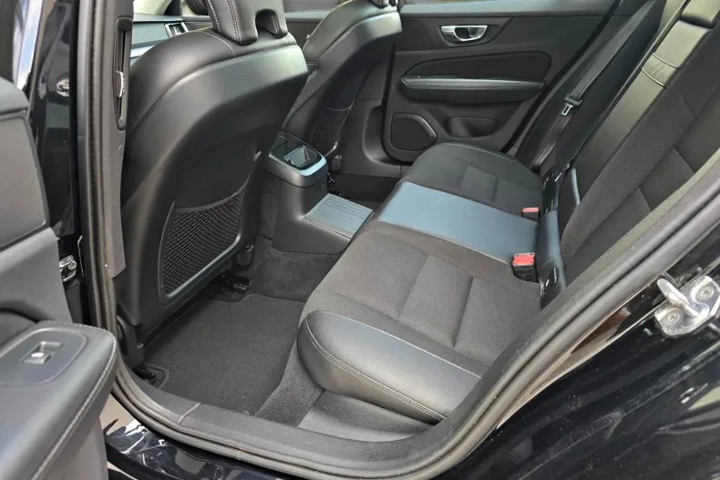 Volvo V60 din 2020 cu 154.814 km - oferta VOL250260 - foto 6