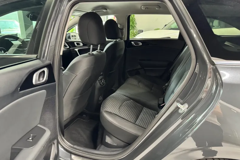 Kia Ceed din 2022 cu 77.120 km - oferta KIA250263 - foto 11