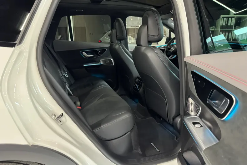 Mercedes-Benz EQE (Clasa E) din 2024 cu 18.900 km - oferta MER250269 - foto 8