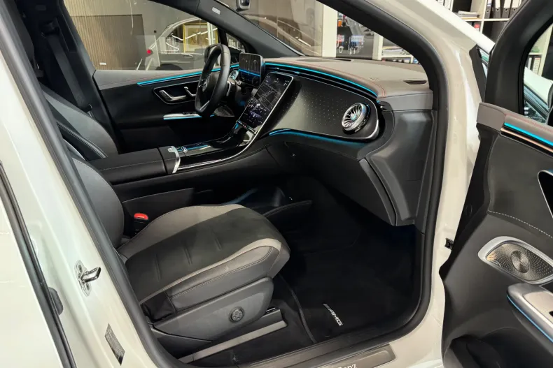 Mercedes-Benz EQE (Clasa E) din 2024 cu 18.900 km - oferta MER250269 - foto 9