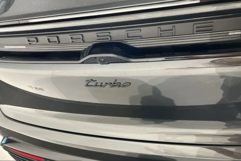 Porsche Macan din 2025 cu 7.200 km - oferta POR250278 - foto 21