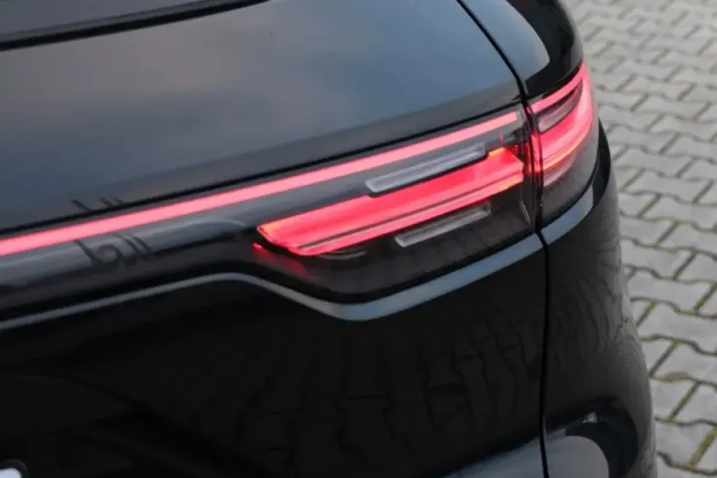 Porsche Cayenne din 2022 cu 33.408 km - oferta POR250280 - foto 11