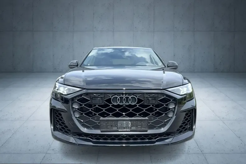Audi RSQ8 din 2024 cu 30.218 km - oferta AUD250282 - foto 1