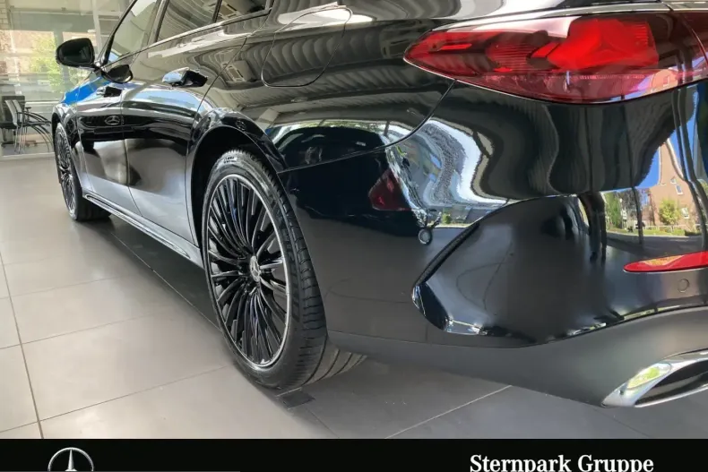 Mercedes-Benz E 300 (Clasa E) din 2025 cu 22.698 km - oferta MER250291 - foto 20