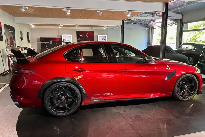 Alfa Romeo Giulia din 2021 cu 16.000 km - oferta ALF250292 - foto 11
