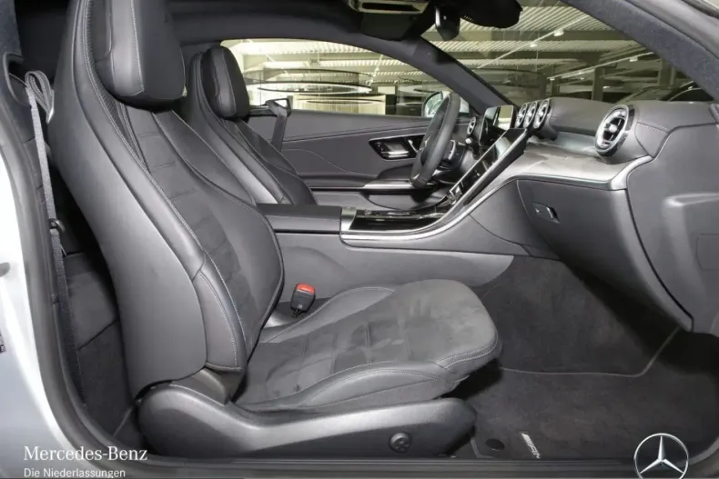 Mercedes-Benz CLE 200 (Clasa CLE) din 2025 cu 7.594 km - oferta MER250298 - foto 4