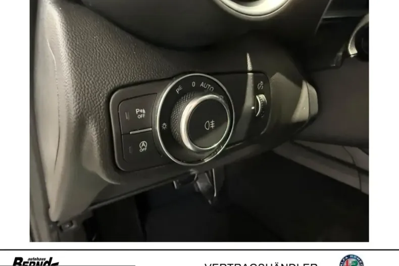 Alfa Romeo Giulia din 2025 cu 16.990 km - oferta ALF250303 - foto 12