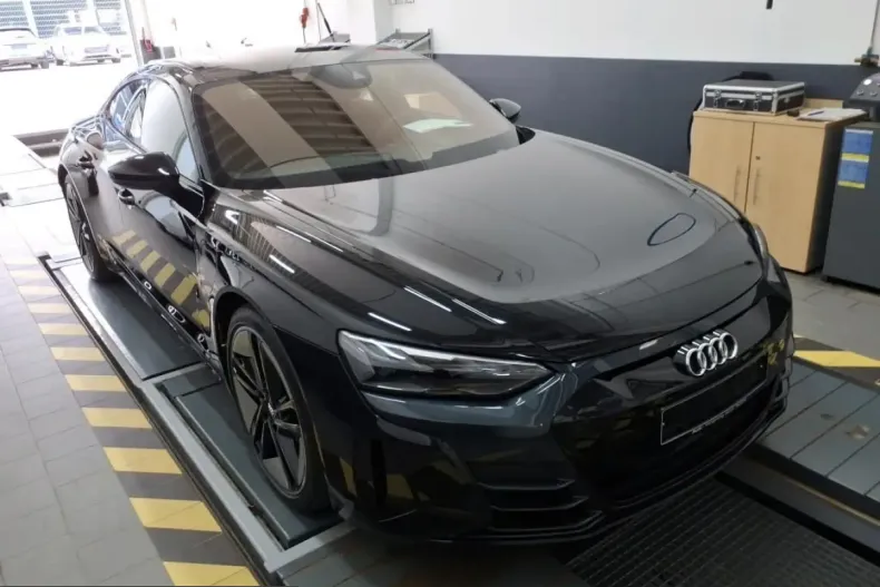 Audi e-tron GT din 2022 cu 65.830 km - oferta AUD250307 - foto 4