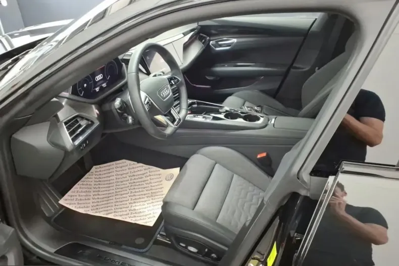 Audi e-tron GT din 2022 cu 65.830 km - oferta AUD250307 - foto 6