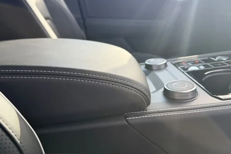 Volkswagen Touareg din 2025 cu 16.000 km - oferta VOL250308 - foto 7