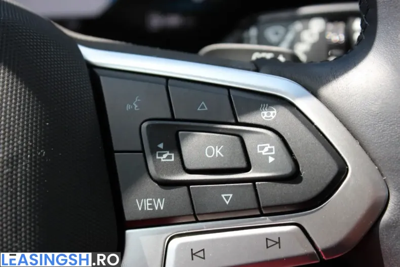 Volkswagen Touareg din 2025 cu 16.000 km - oferta VOL250308 - foto 38