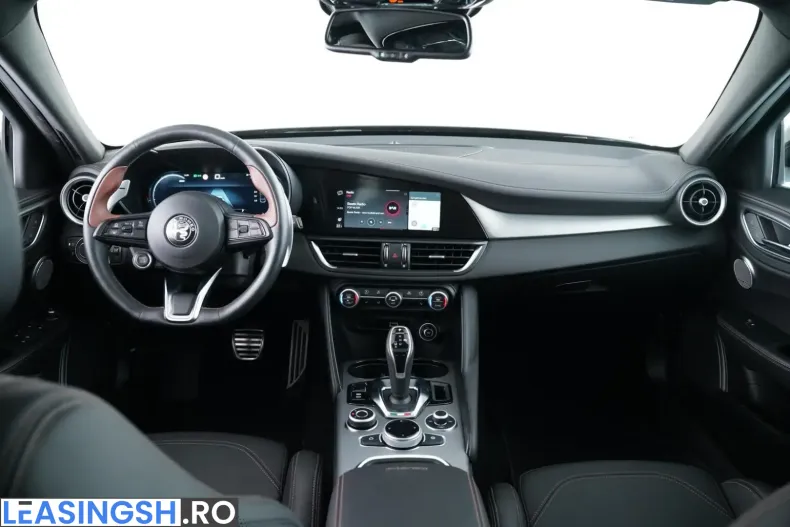 Alfa Romeo Giulia din 2025 cu 4.694 km - oferta ALF250312 - foto 13