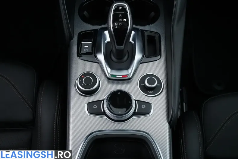Alfa Romeo Giulia din 2025 cu 4.694 km - oferta ALF250312 - foto 33