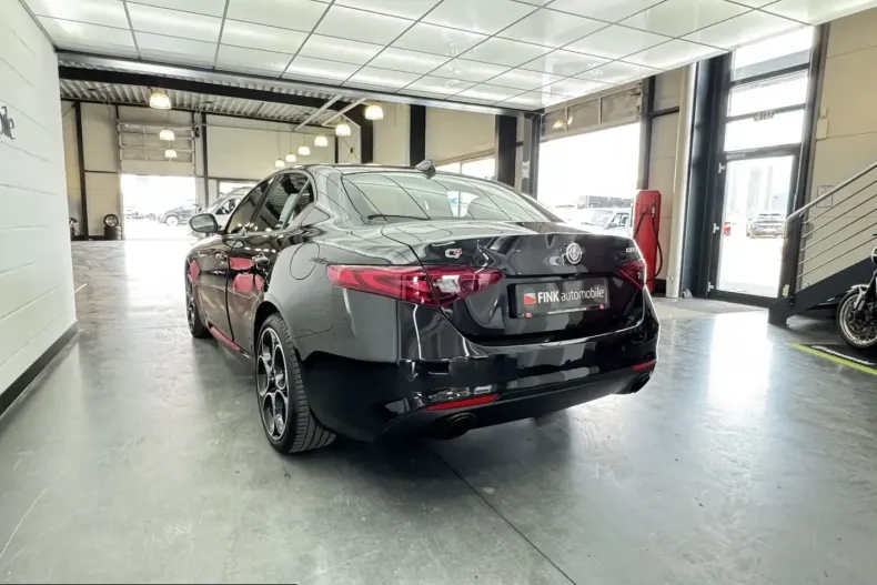 Alfa Romeo Giulia din 2022 cu 49.700 km - oferta ALF250313 - foto 2