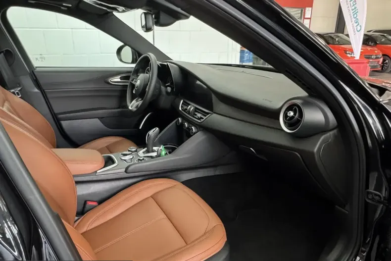 Alfa Romeo Giulia din 2022 cu 49.700 km - oferta ALF250313 - foto 13