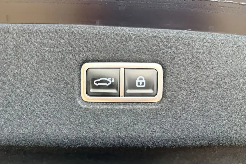 Hyundai IONIQ 6 din 2023 cu 48.000 km - oferta HYU250316 - foto 26