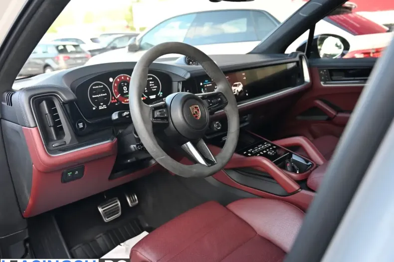 Porsche Cayenne din 2024 cu 34.000 km - oferta POR250326 - foto 8