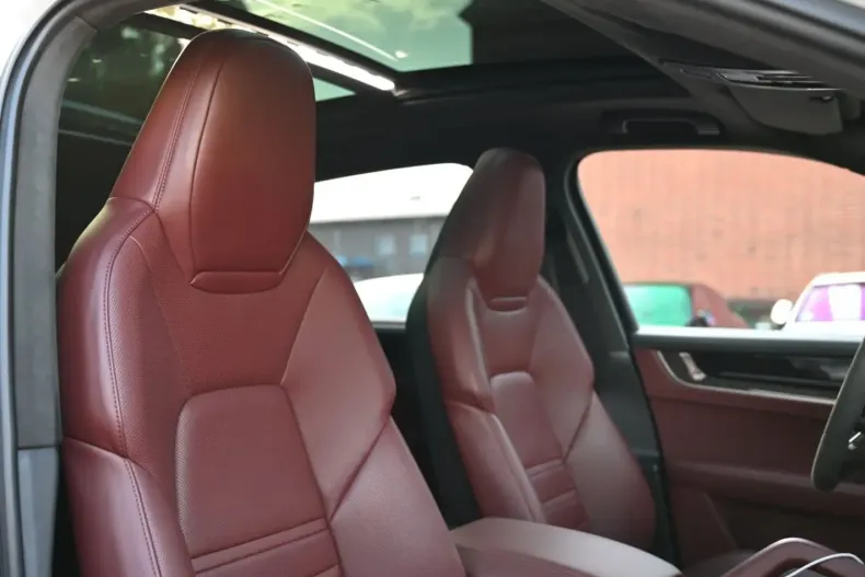 Porsche Cayenne din 2024 cu 34.000 km - oferta POR250326 - foto 24