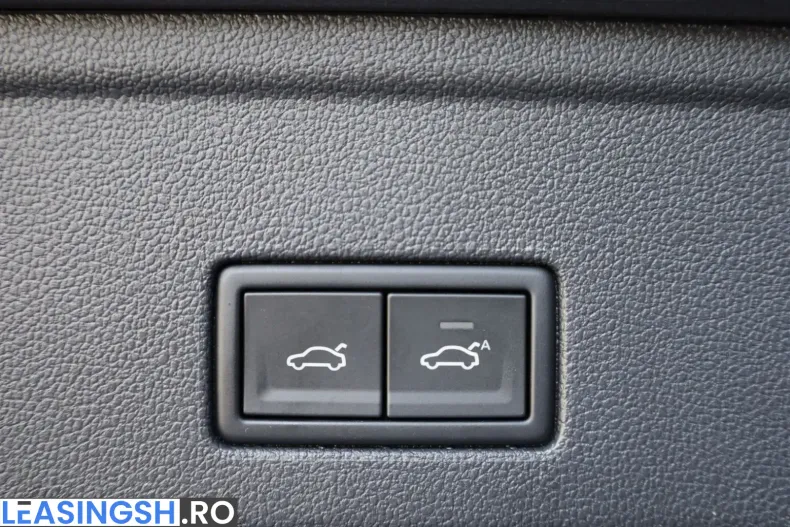 Volkswagen Touareg din 2025 cu 40.342 km - oferta VOL250333 - foto 18