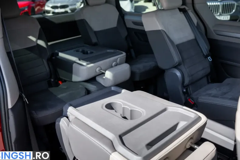 Volkswagen T7 Multivan din 2024 cu 59.000 km - oferta VOL250334 - foto 38