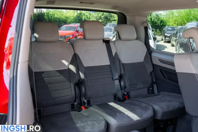 Volkswagen T7 Multivan din 2024 cu 59.000 km - oferta VOL250334 - foto 40