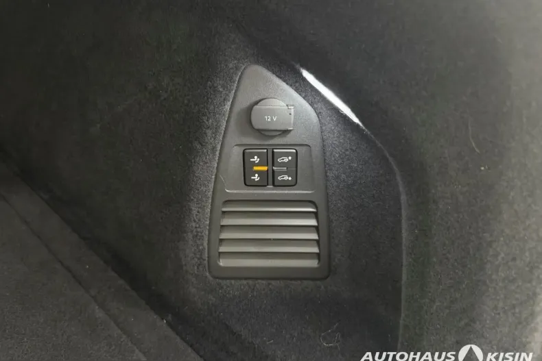 Volkswagen Touareg din 2025 cu 24.848 km - oferta VOL250336 - foto 12