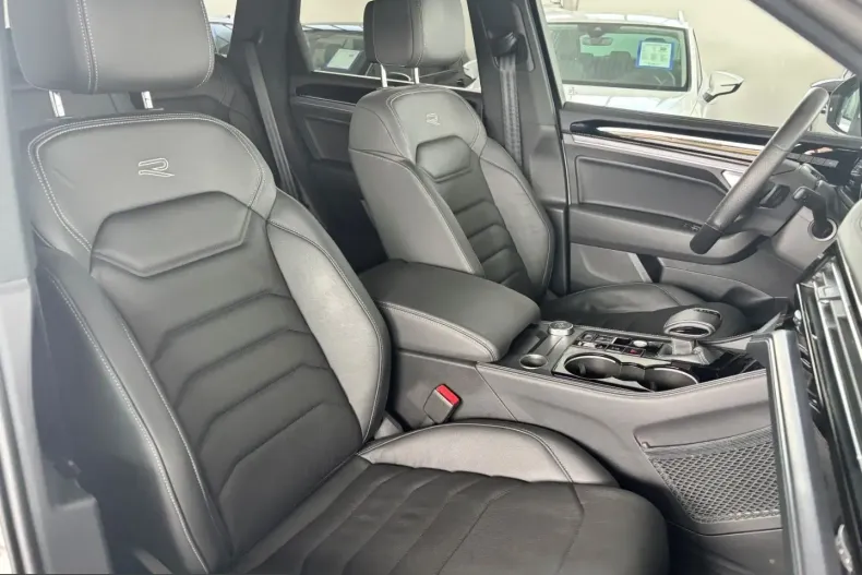 Volkswagen Touareg din 2025 cu 37.000 km - oferta VOL250337 - foto 18