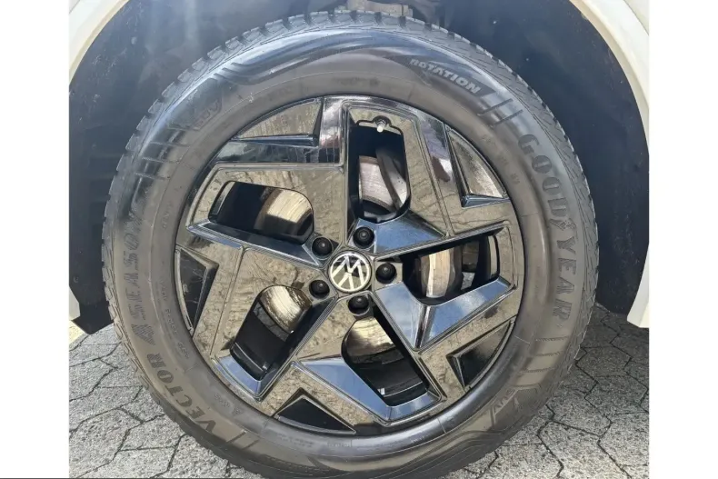 Volkswagen Touareg din 2025 cu 37.000 km - oferta VOL250337 - foto 23